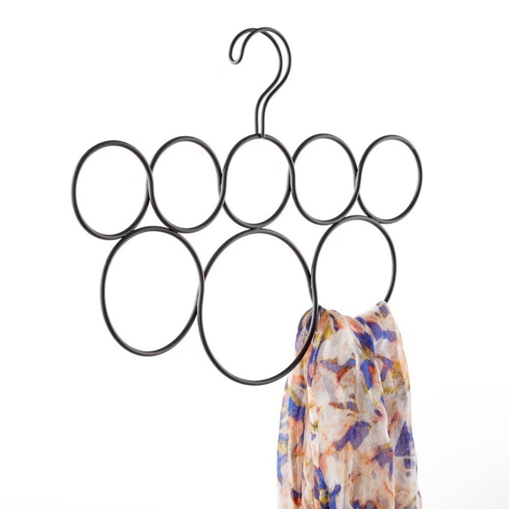 Like New Bronze Metal Multi Scarf Organzier Hanger